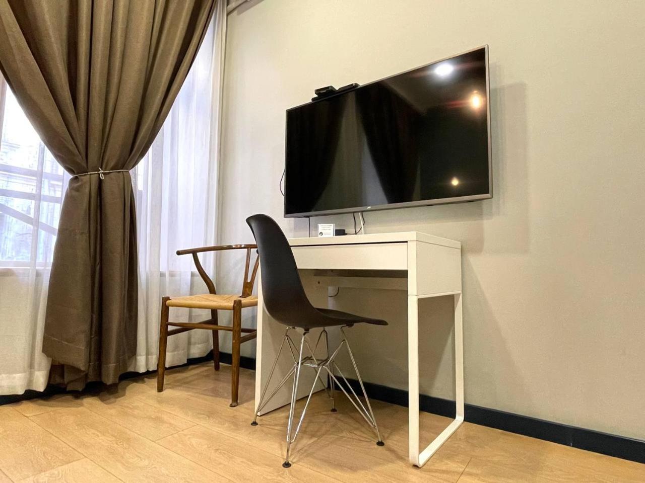 Apart Hotel Console ティビリシ エクステリア 写真